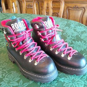 Roots Boots ~ Tuff ~ Olympic Logo!